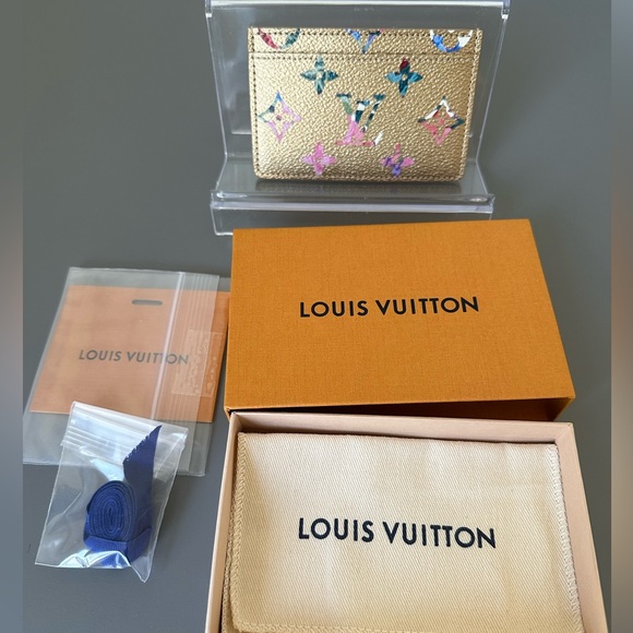 Louis Vuitton Limited Edition Garden Collection Metallic Gold Cardholder (NWOT) - Picture 12 of 12
